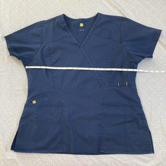 Scrub Top - Picture 1 of 2